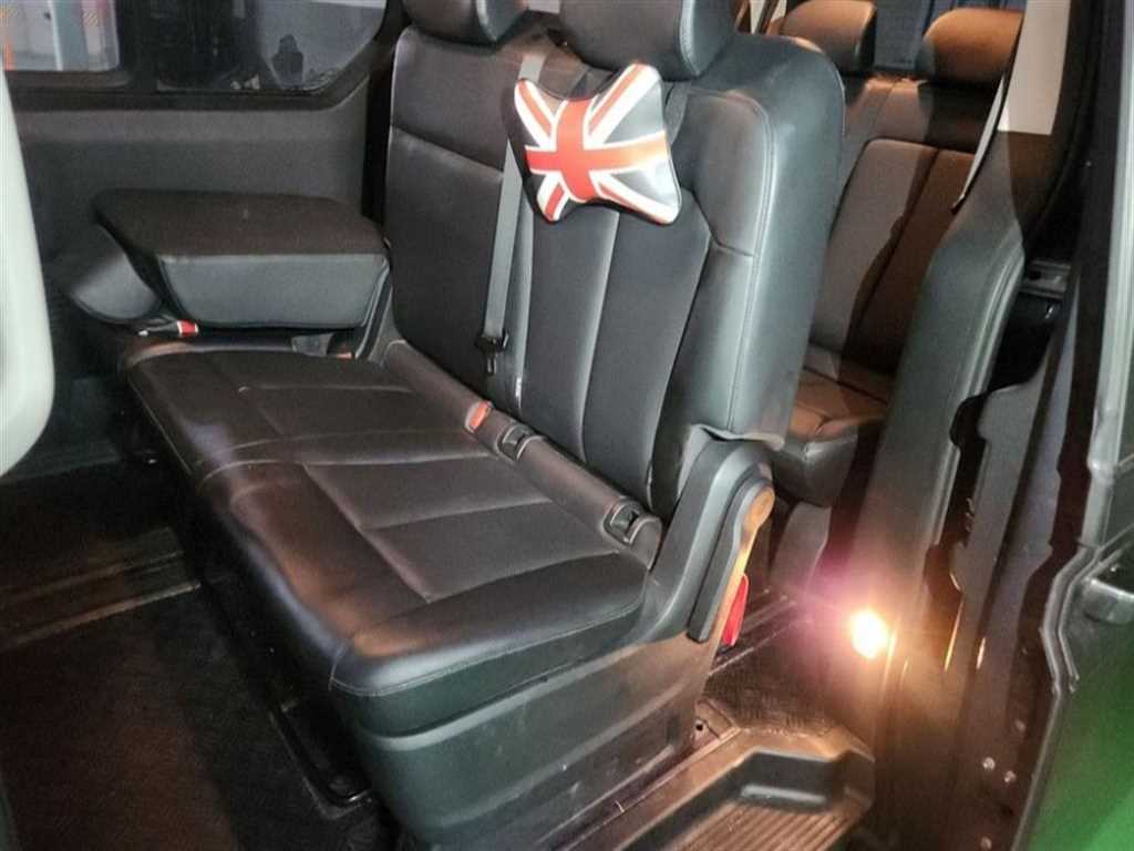 HYUNDAI Staria - Vista 10