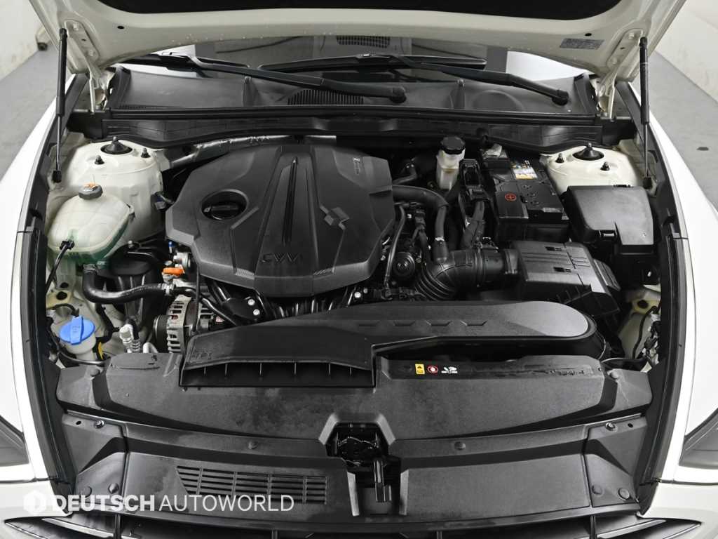 HYUNDAI Sonata - Vista 6