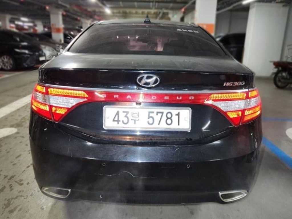 HYUNDAI Grandeur - Vista 4