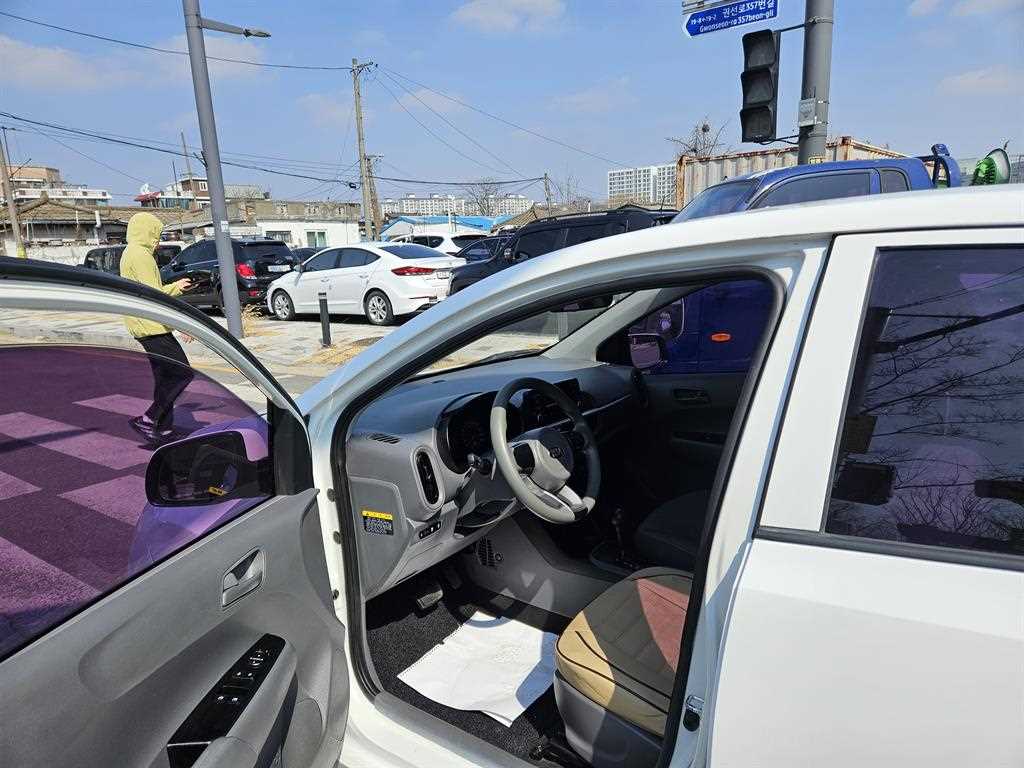 KIA Morning - Vista 11