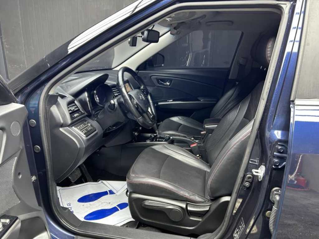 Ssangyong Tivoli - Vista 7