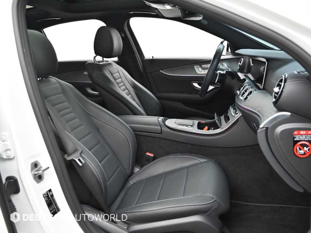 Mercedes Benz E class - Vista 10