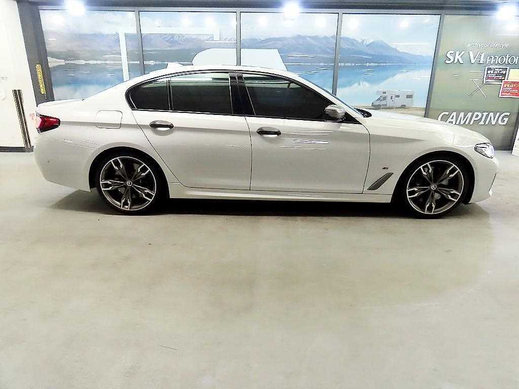 BMW 5 Series - Vista 3