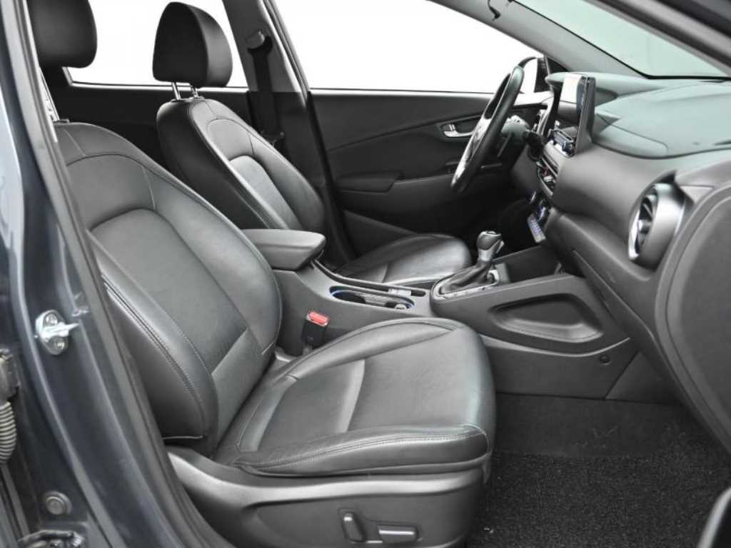 HYUNDAI Kona - Vista 10