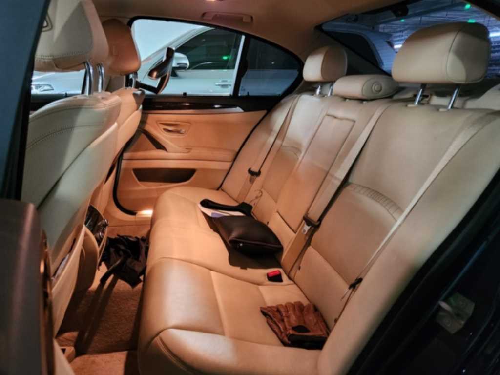 BMW 5 Series - Vista 8