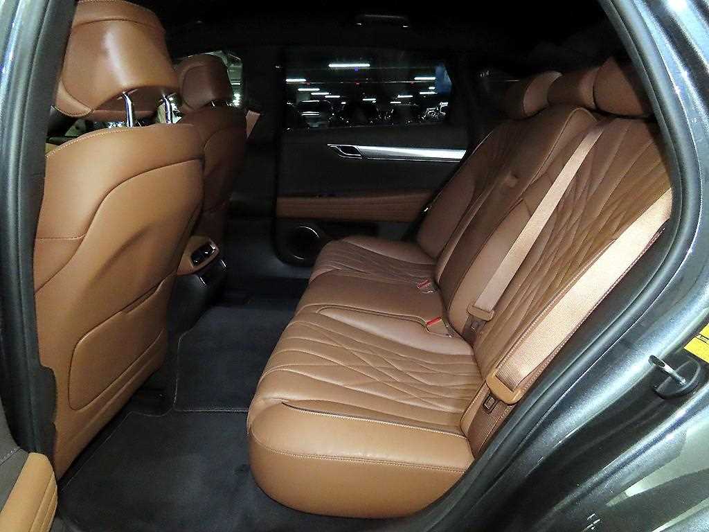 Genesis G80 - Vista 7