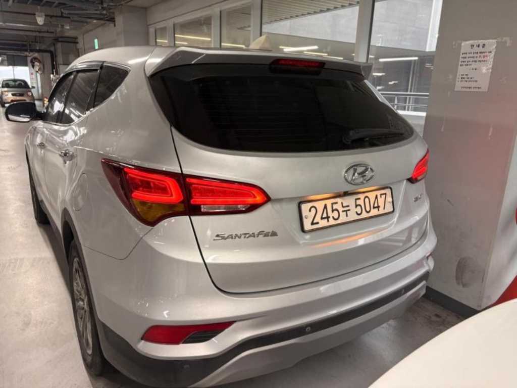 HYUNDAI Santa Fe - Vista 3