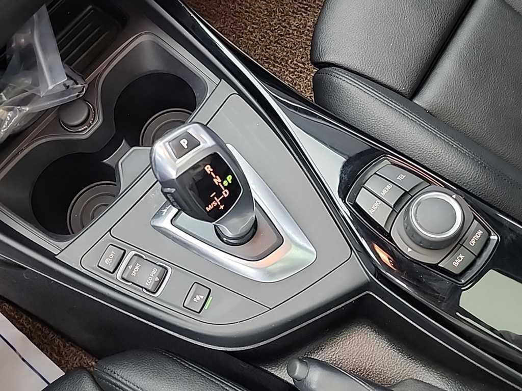 BMW 1 series - Vista 8