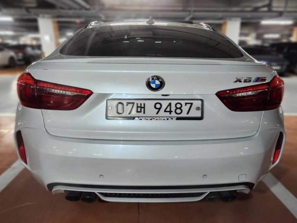 BMW X6M - Vista 2