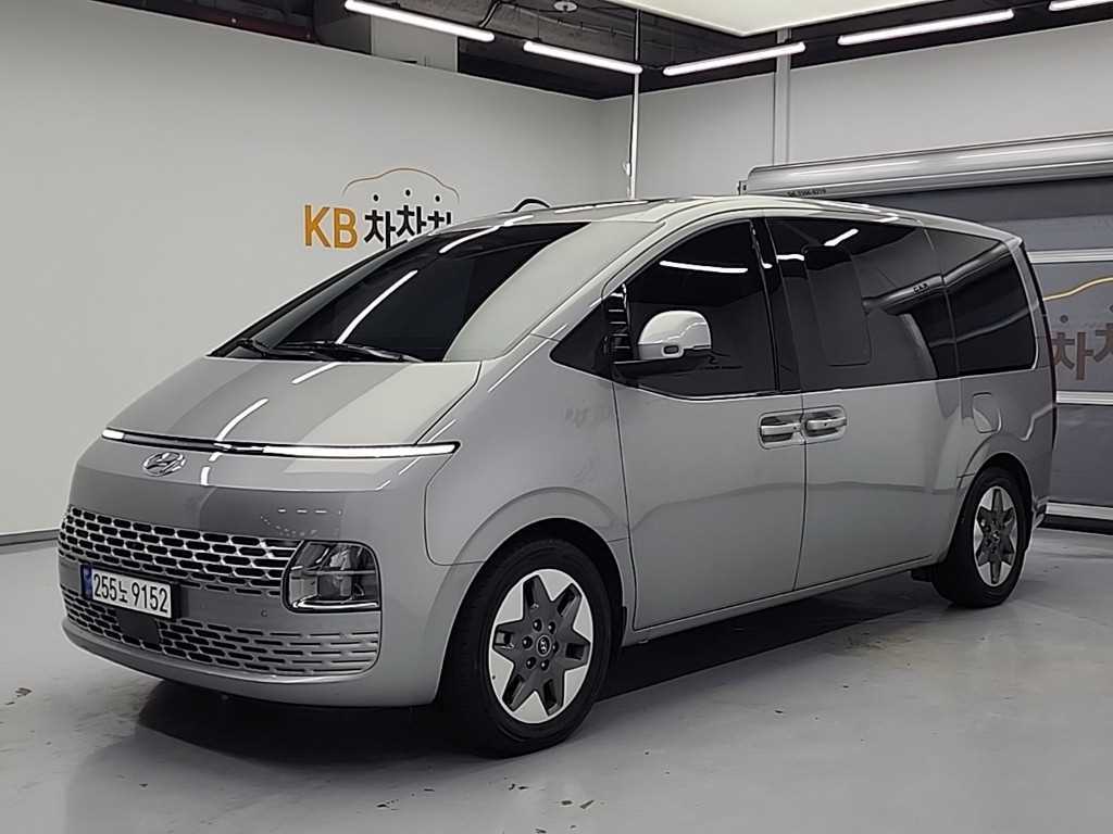 HYUNDAI Staria 2023 Plateado - Importación desde Corea - HF Imports Iquique - Foto 1