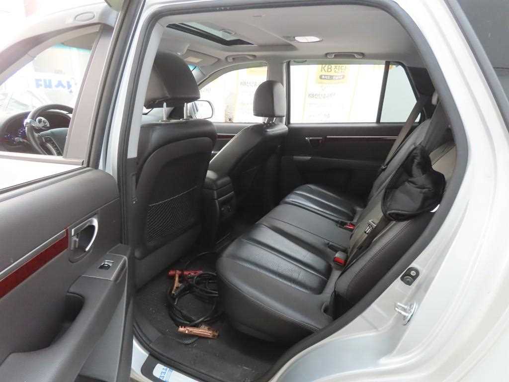 HYUNDAI Santa Fe - Vista 6