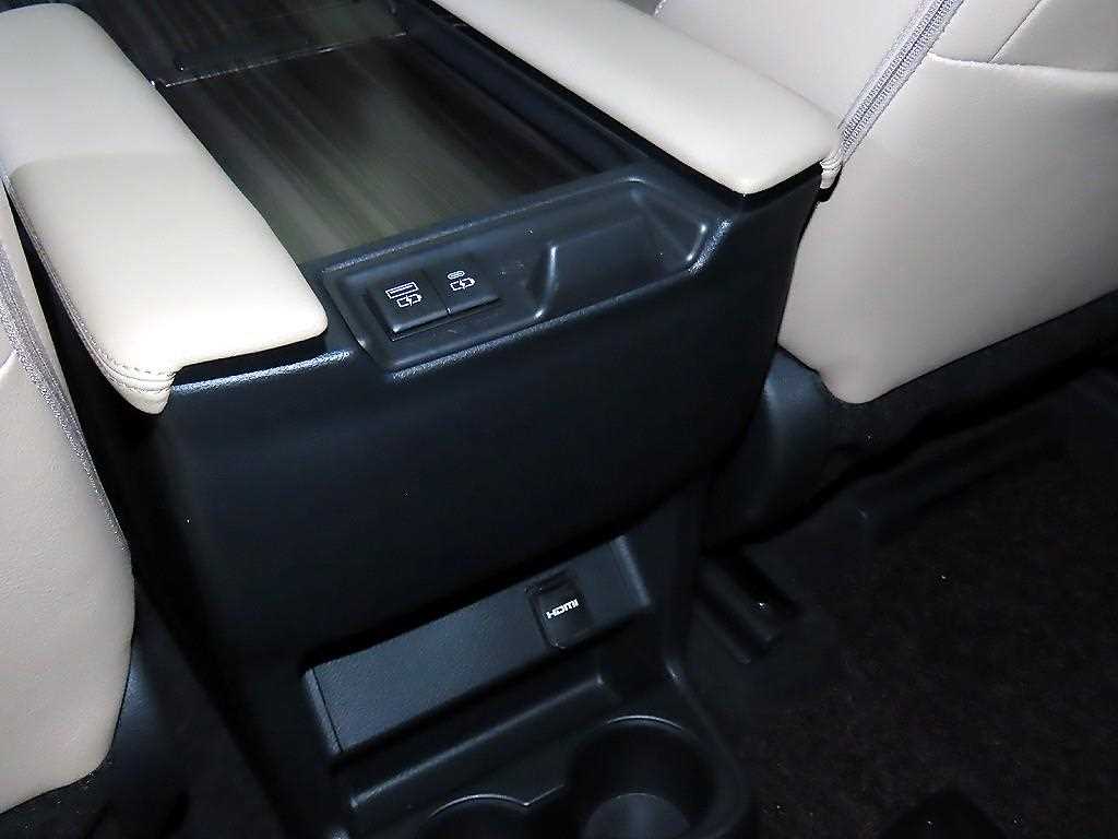 Toyota Siena 2023 - Importación desde Corea - HF Imports Iquique - Foto 14