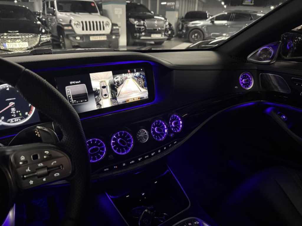 Mercedes Benz S Class - Vista 10