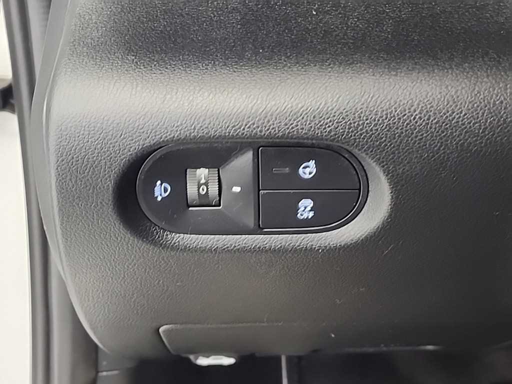 HYUNDAI Casper - Vista 12