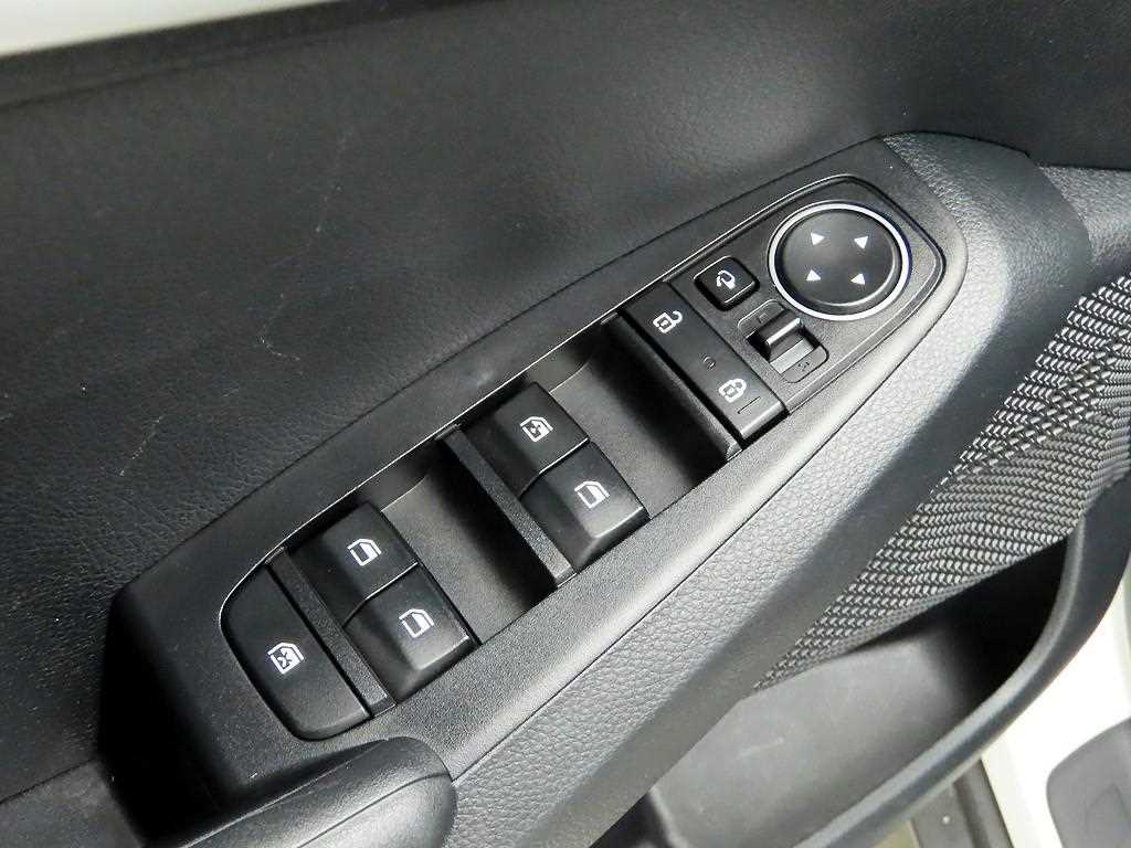 KIA Seltos - Vista 11