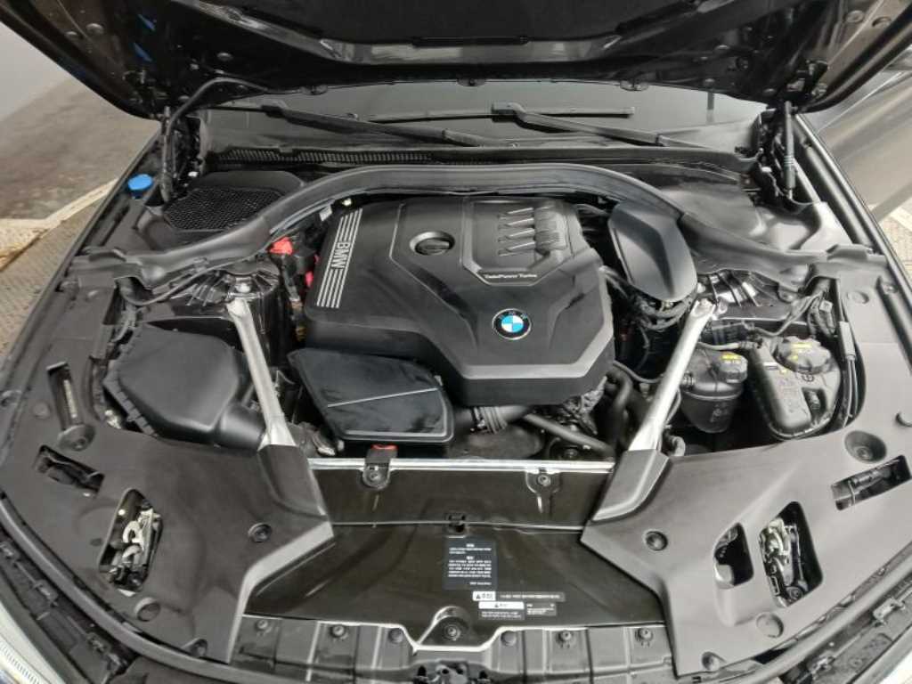 BMW 5 Series 2021 Gris - Importación desde Corea - HF Imports Iquique - Foto 19