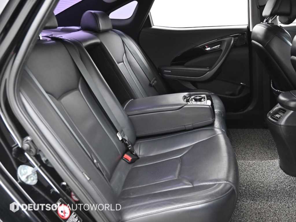 HYUNDAI Grandeur - Vista 12