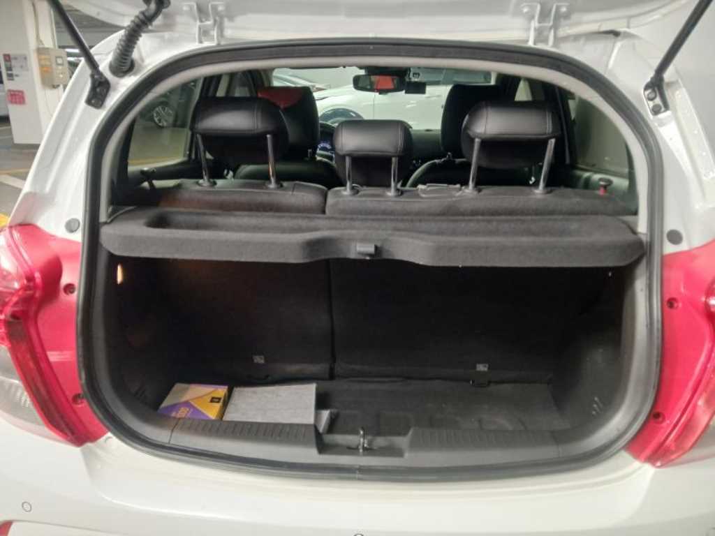 Chevrolet Spark 2022 Blanco - Importación desde Corea - HF Imports Iquique - Foto 17