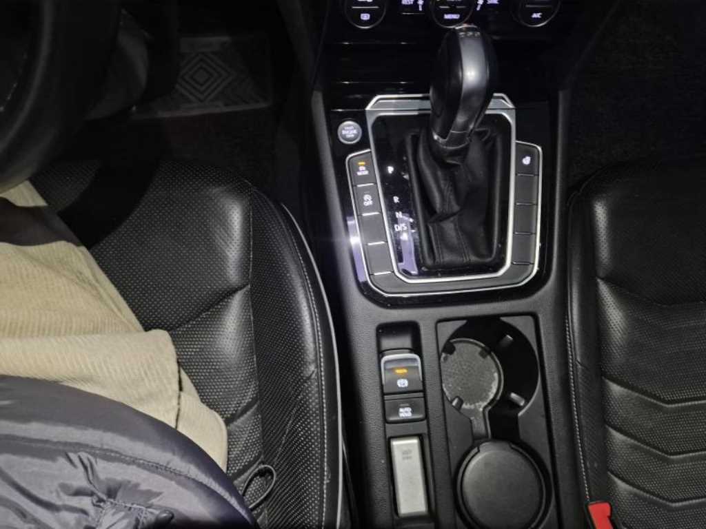 Volkswagen Arteon - Vista 12