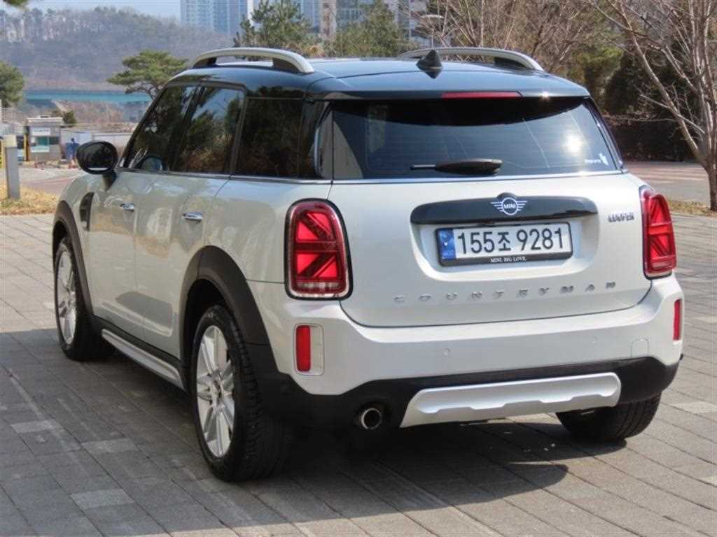 Mini Countryman - Vista 4