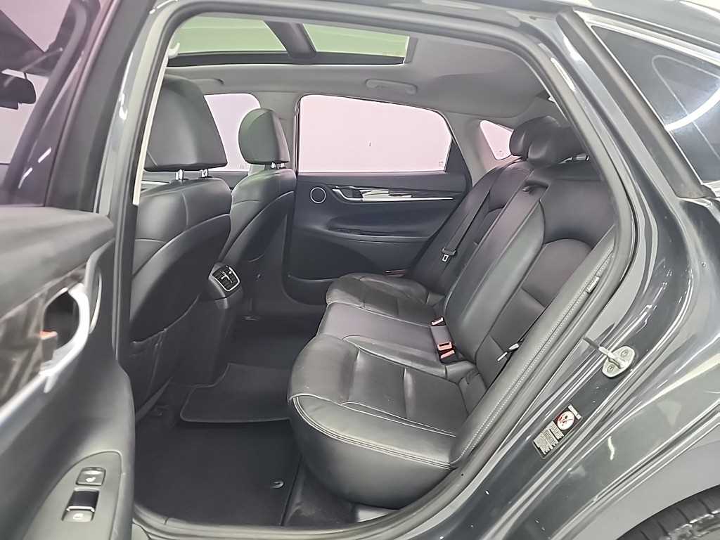 HYUNDAI Grandeur - Vista 11