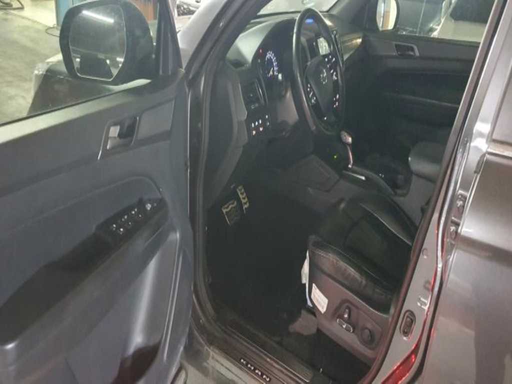 Ssangyong Rexton - Vista 7