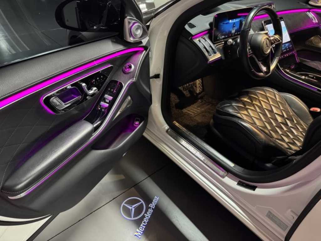 Mercedes Benz S Class - Vista 9