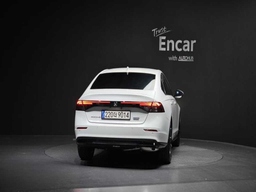 Honda Accord - Vista 4