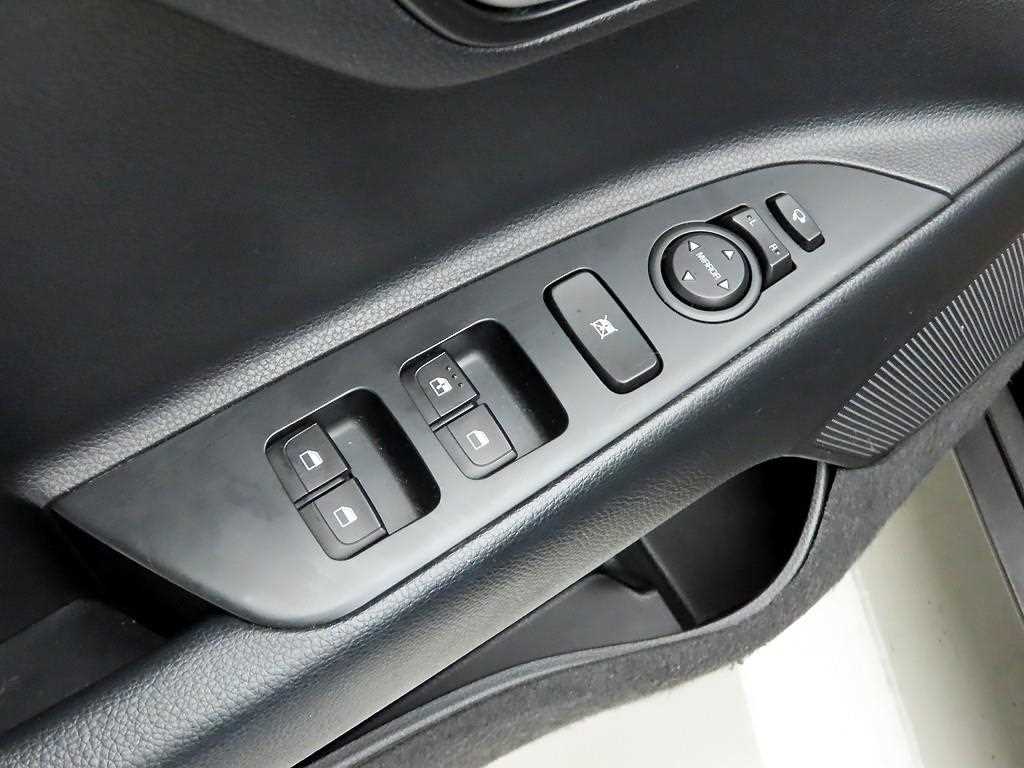 KIA Stonic - Vista 11