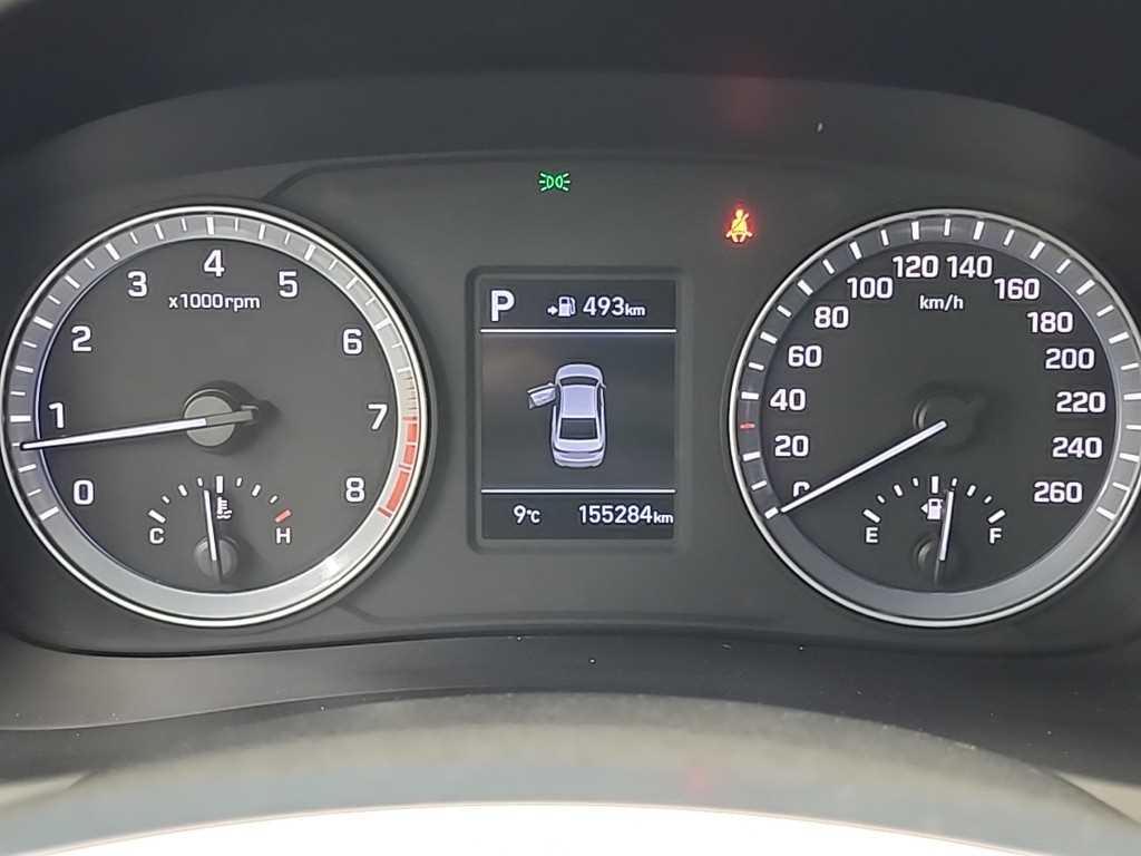 HYUNDAI Sonata - Vista 6