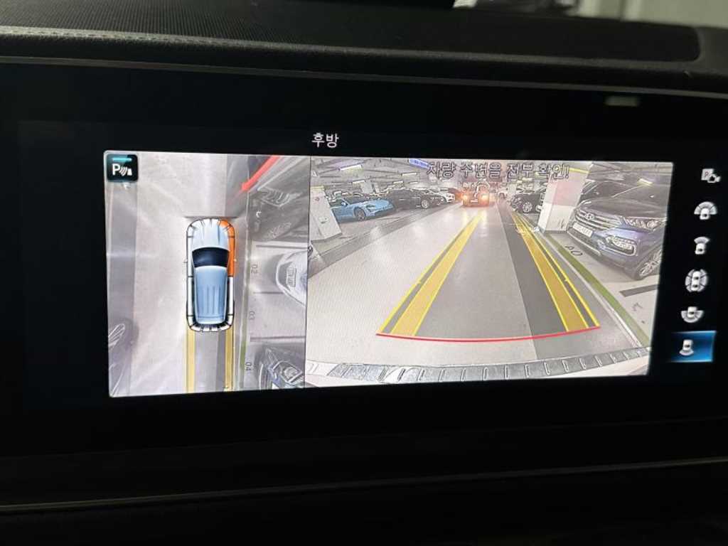 Mercedes Benz GLE Class - Vista 12