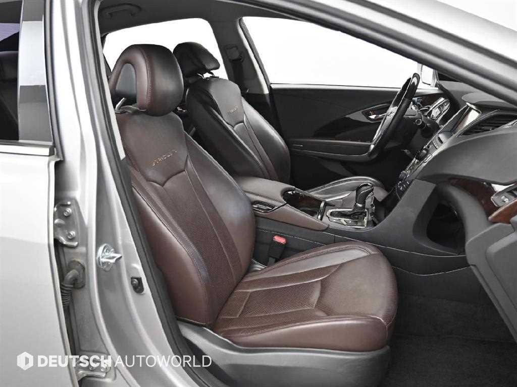 HYUNDAI Grandeur - Vista 10