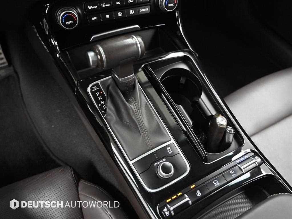 KIA Stinger - Vista 9