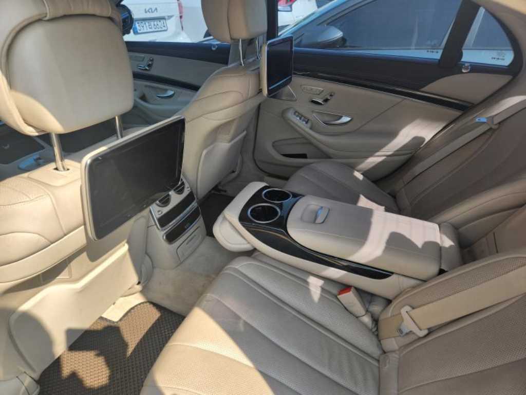 Mercedes Benz S Class - Vista 4