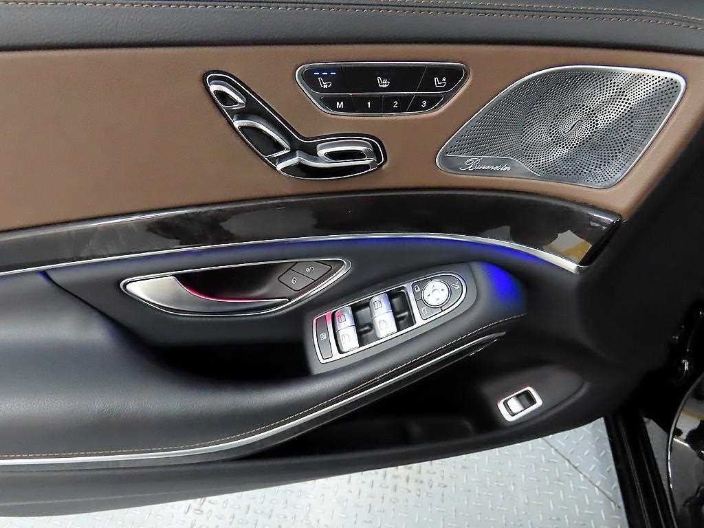 Mercedes Benz S Class - Vista 11