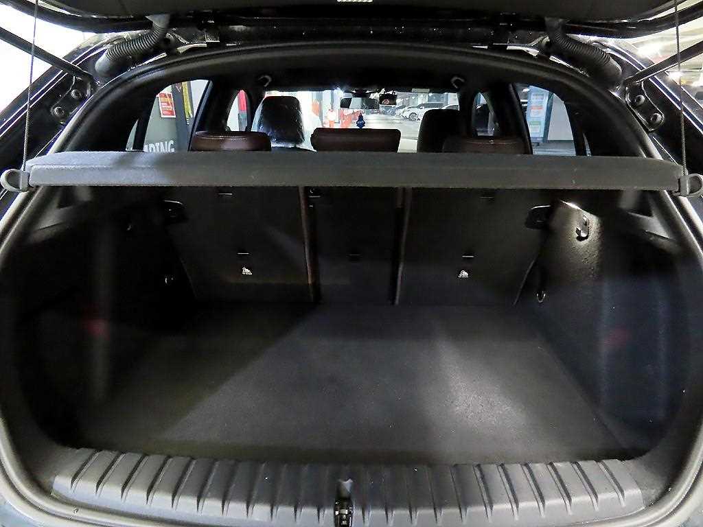 BMW 1 series 2021 Negro - Importación desde Corea - HF Imports Iquique - Foto 17