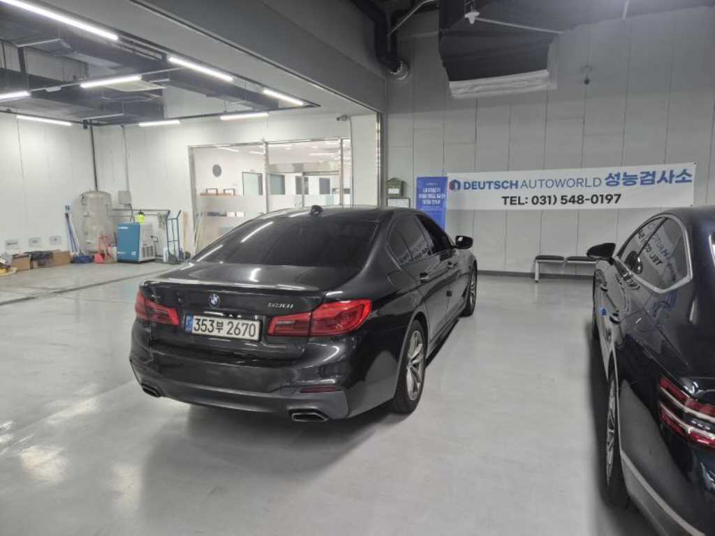 BMW 5 Series - Vista 6