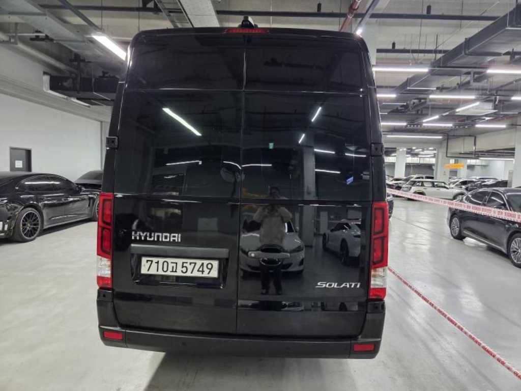 HYUNDAI Solati - Vista 4