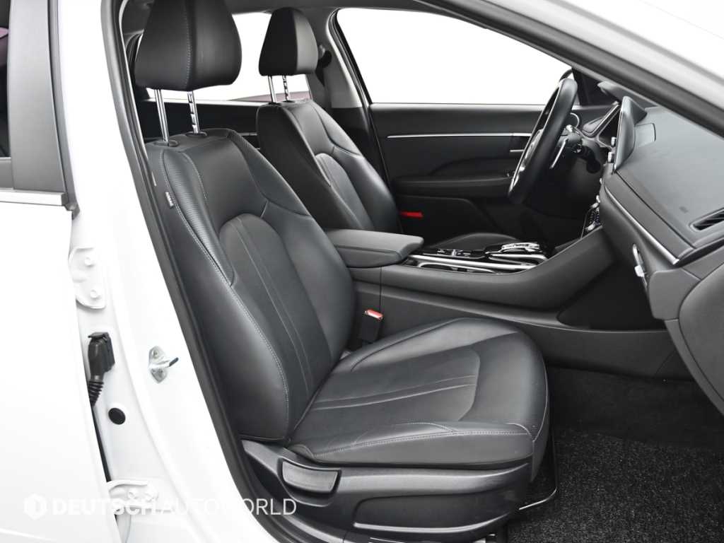 HYUNDAI Sonata - Vista 10