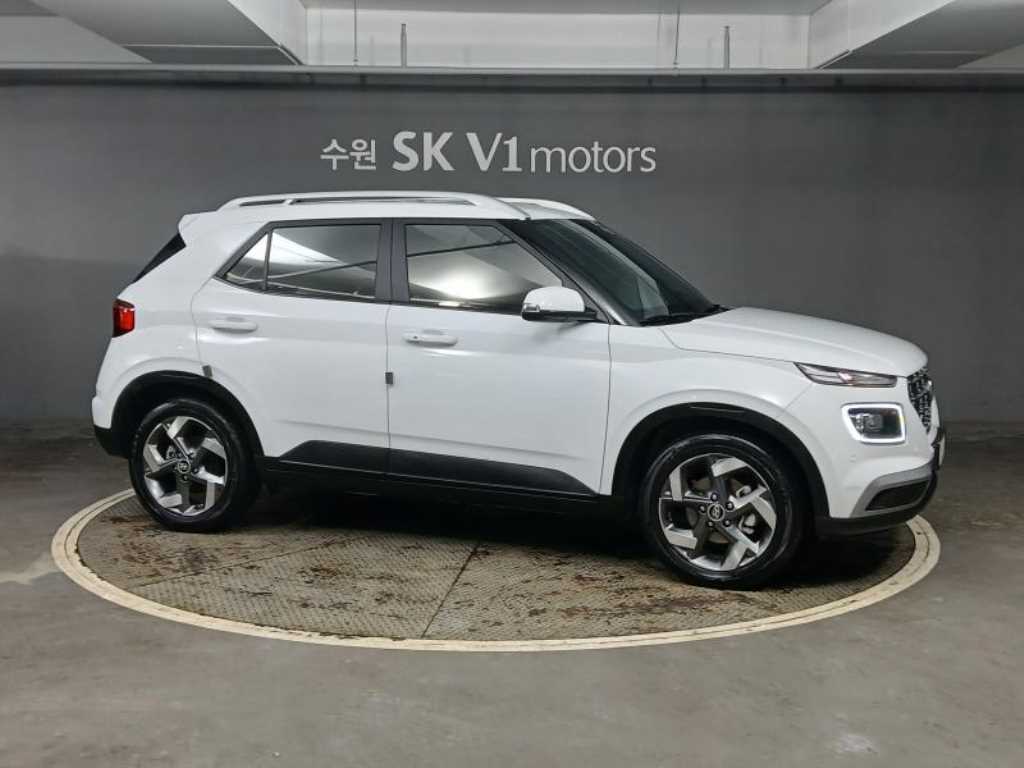 HYUNDAI Venue - Vista 3