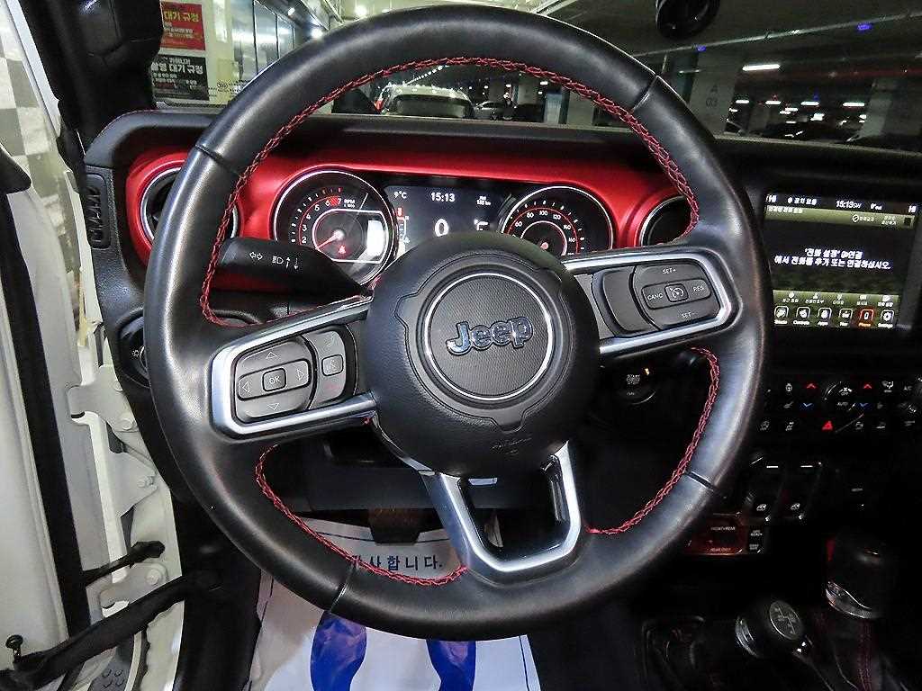 Jeep Wrangler - Vista 8