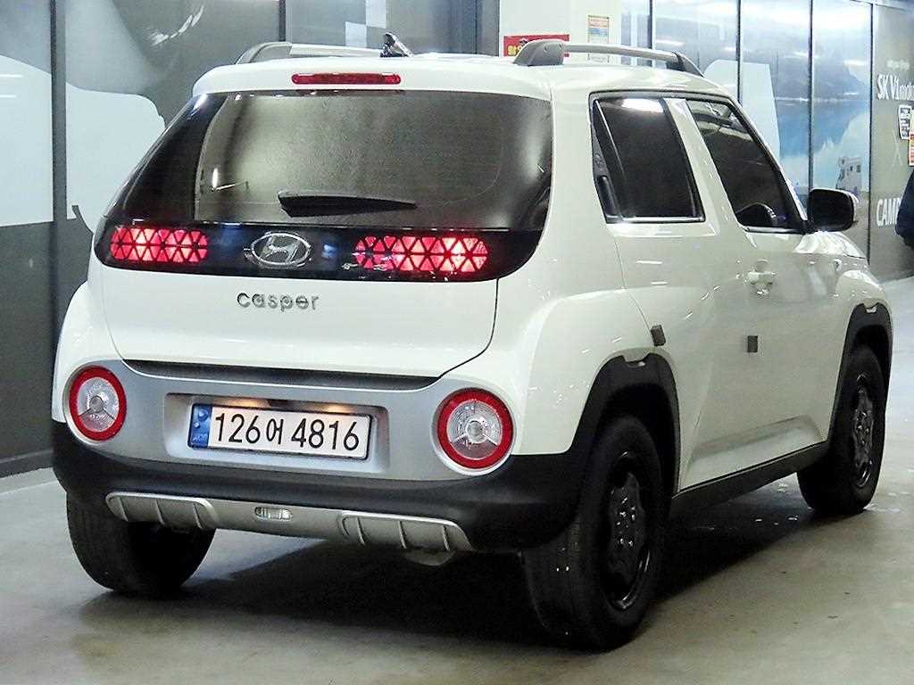 HYUNDAI Casper - Vista 4