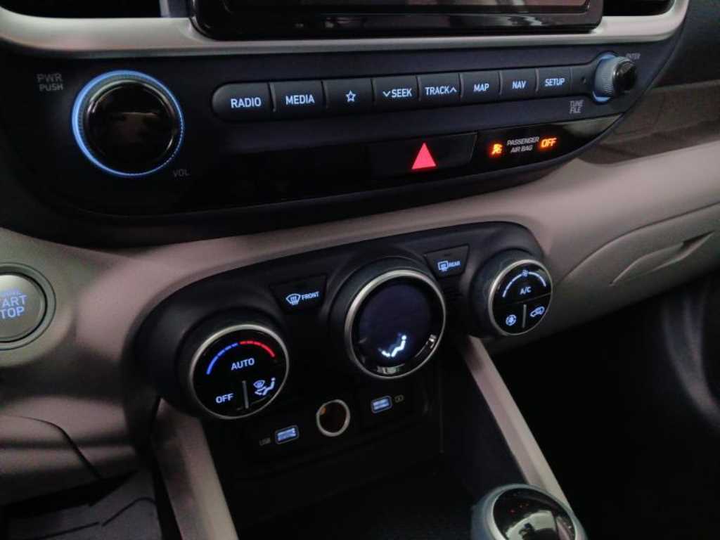 HYUNDAI Venue 2022 Blanco - Importación desde Corea - HF Imports Iquique - Foto 14