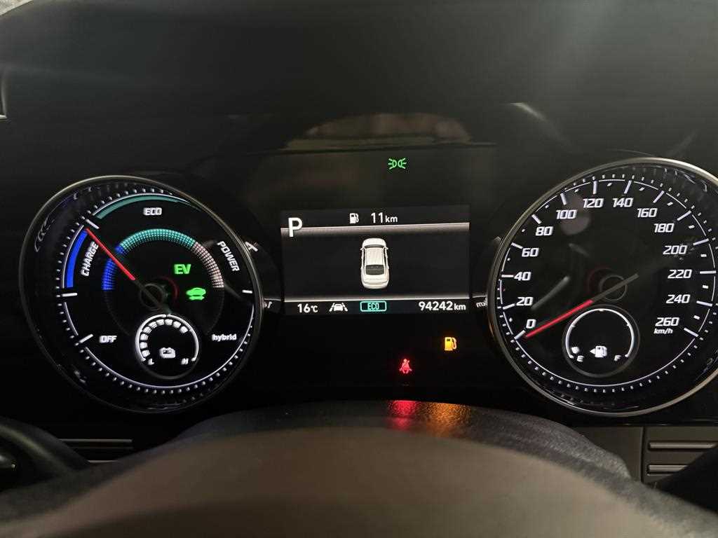 HYUNDAI Grandeur - Vista 9