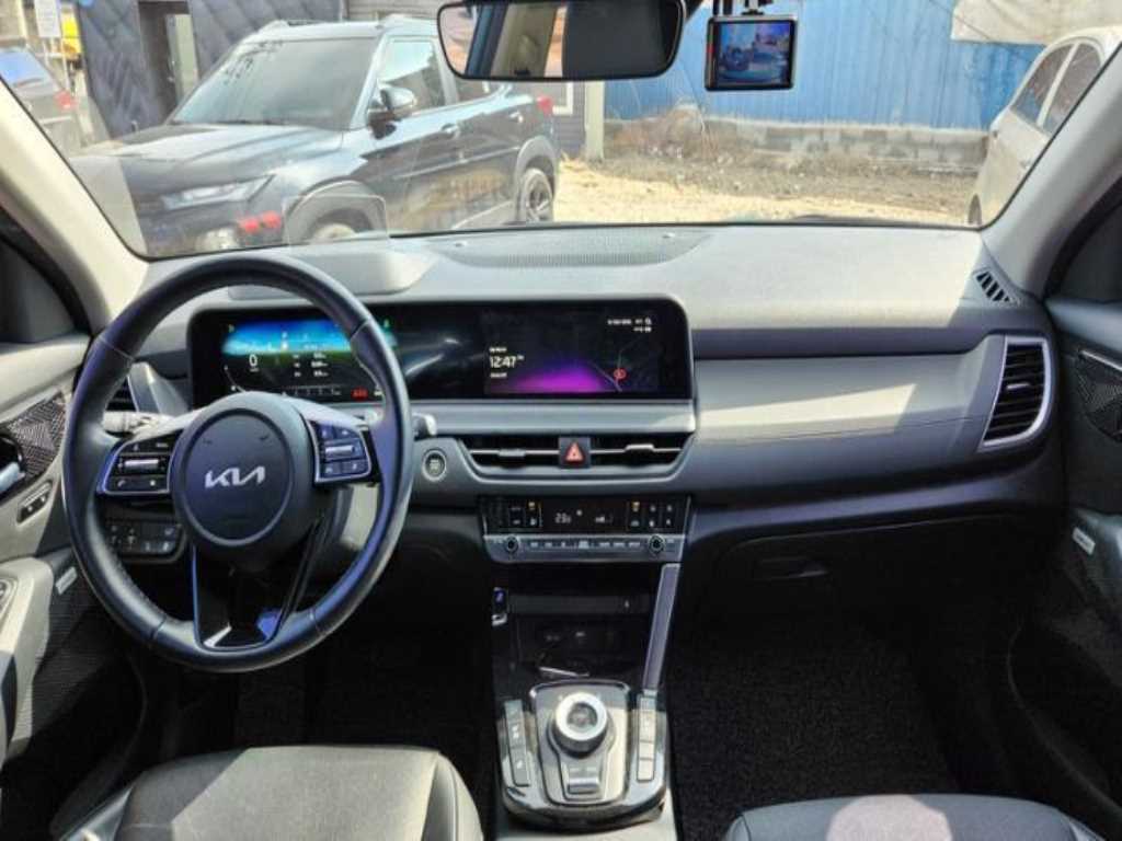 KIA Seltos - Vista 4