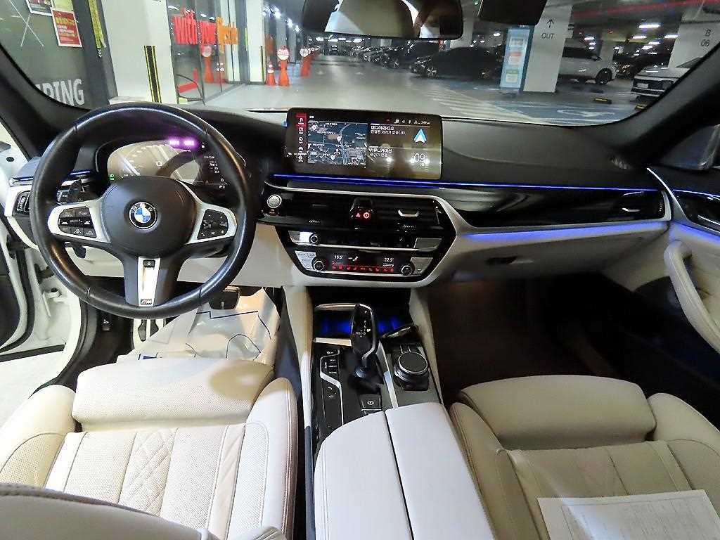 BMW 5 Series - Vista 10