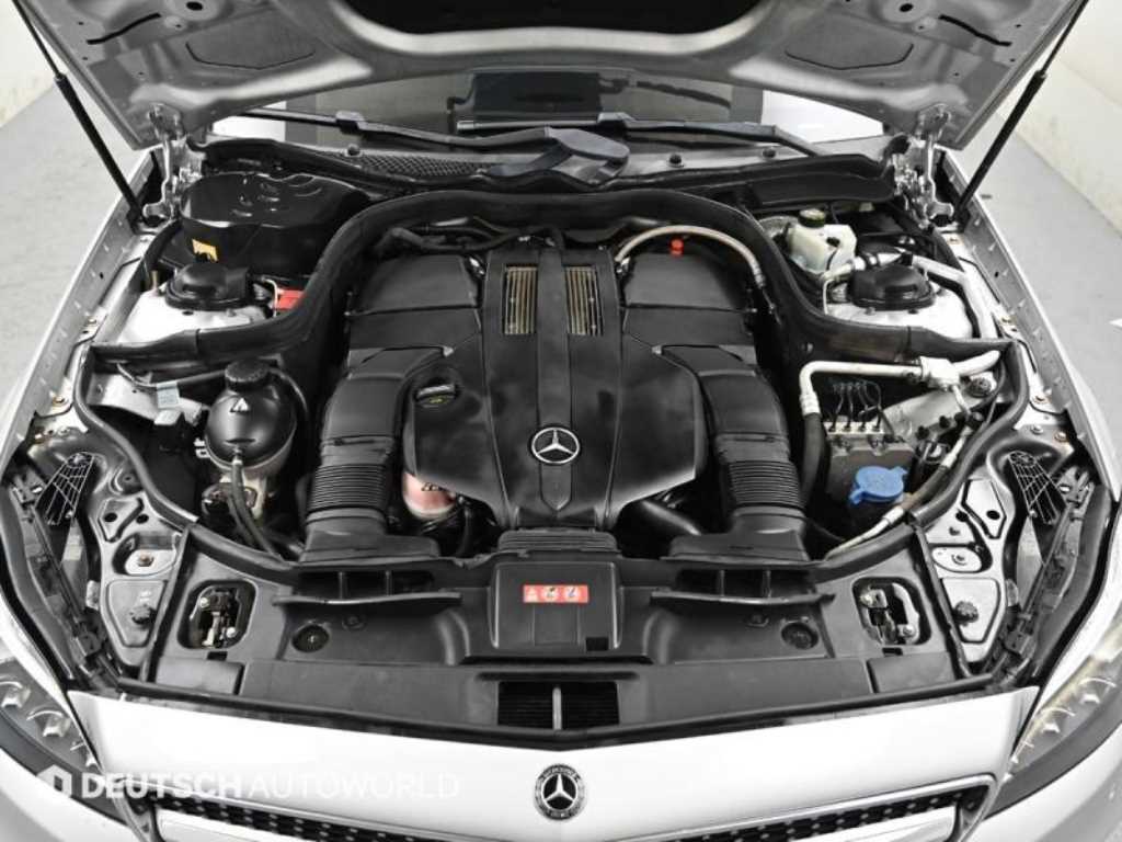 Mercedes Benz CLS Class - Vista 6