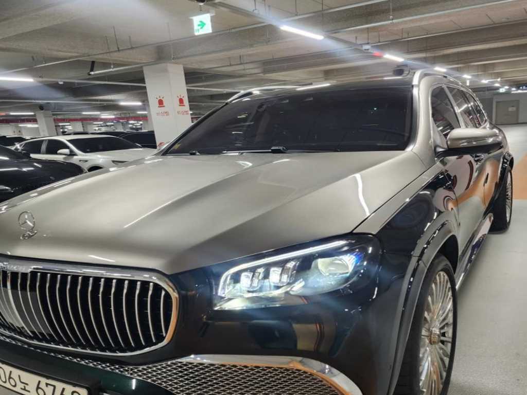 Mercedes Benz GLS Class - Vista 6