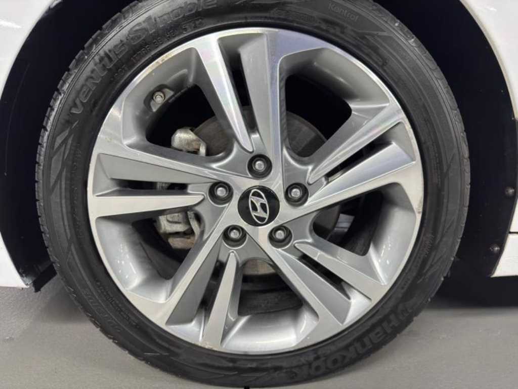 HYUNDAI Avante 2018 - Importación desde Corea - HF Imports Iquique - Foto 20