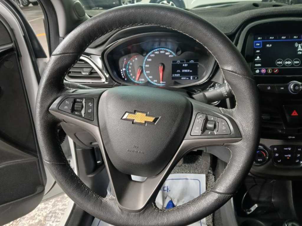Chevrolet Spark - Vista 8